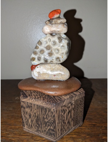 	6 Stone Cairn(Michigan Pudding & Petosky Stones) - Type 2